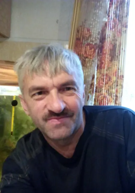 Олег из Могилёва, мне 56, познакомлюсь для вирта