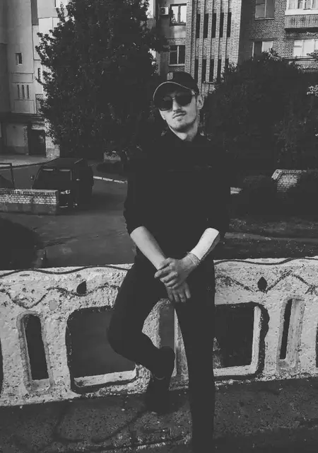 Андрій з Червонограда, шукаю на сайті приємне проведення часу