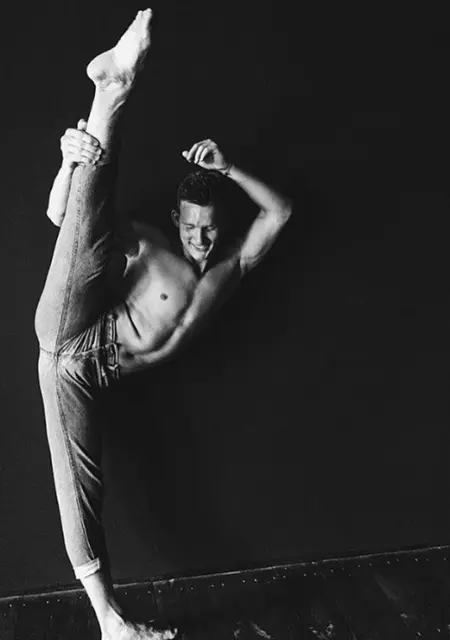 Julian з Кам’янець-Подільський, мені 28 років, познайомлюсь без зобов'язань