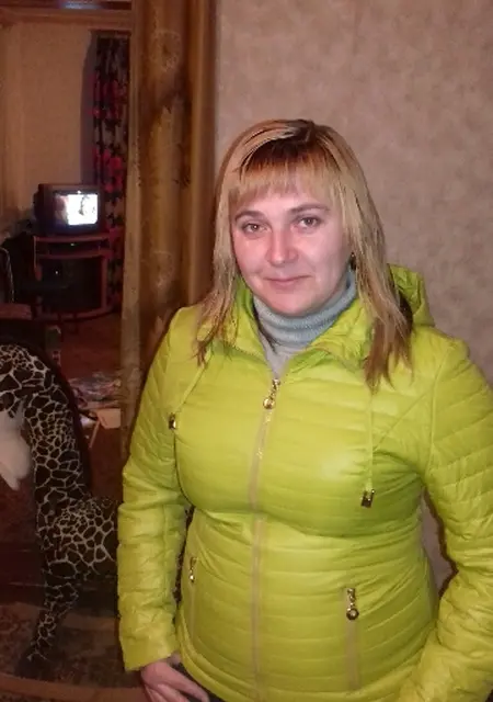 Я Саша Ира, 37 років, знайомлюсь на одну ніч у Кам'янському