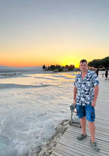 Oleg из Анталии, ищу на сайте знакомства на одну ночь