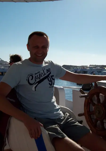 Я Сергей, 48 років з Олександрії, шукаю знайомство для приємного проведення часу