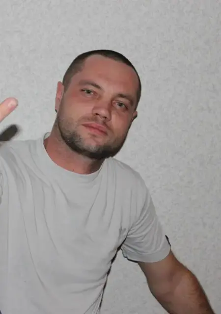 Дима из Усть-Каменогорска, ищу на сайте постоянные отношения