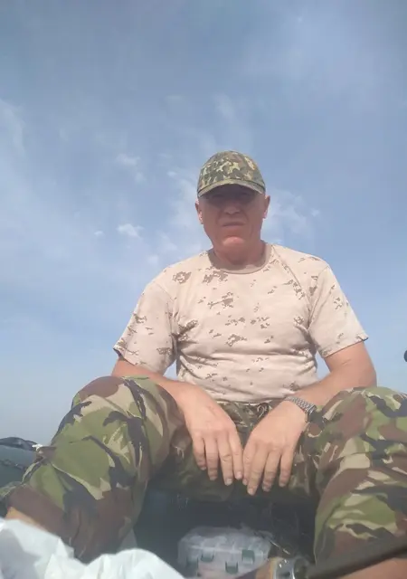 Иван из Киева, ищу на сайте знакомства без обязательств