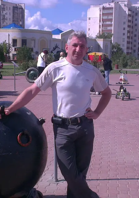 Я Сергей, 57, из Новопскова, ищу знакомства без обязательств