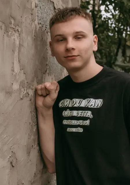 Саша из Винницы, ищу на сайте знакомства без обязательств