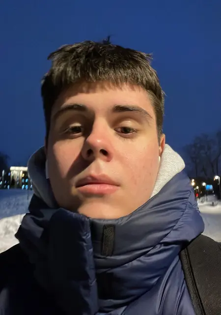 Я Яков, 21, знакомлюсь для приятного времяпровождения в Берлине