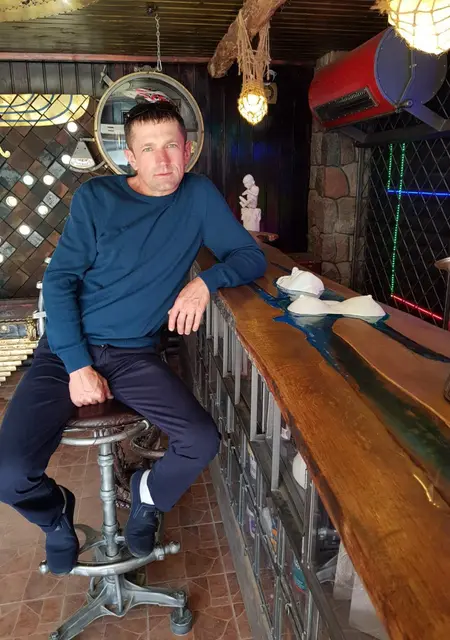 Руслан из Барановичей, ищу на сайте знакомства на одну ночь