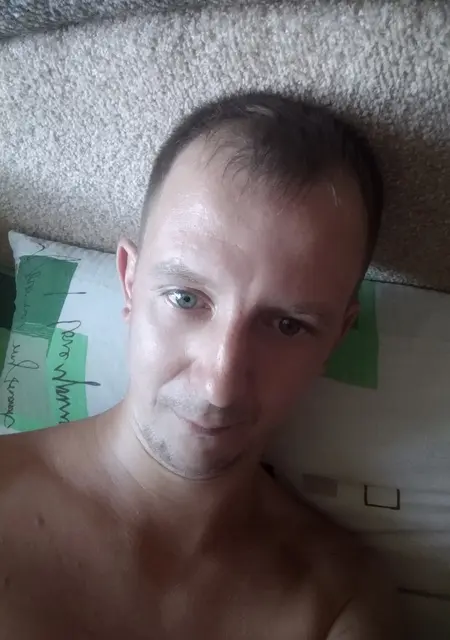 Роман из Каменского, ищу на сайте знакомства на одну ночь