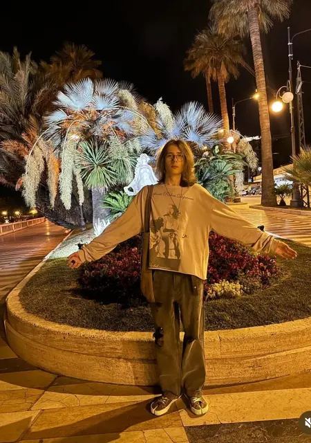 Artem из Эссного, ищу на сайте вирта