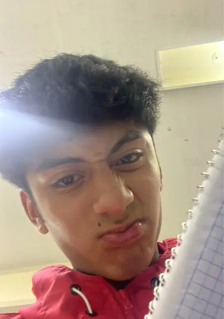 Я Uriel, 20, знакомлюсь для постоянных отношений в Мехико