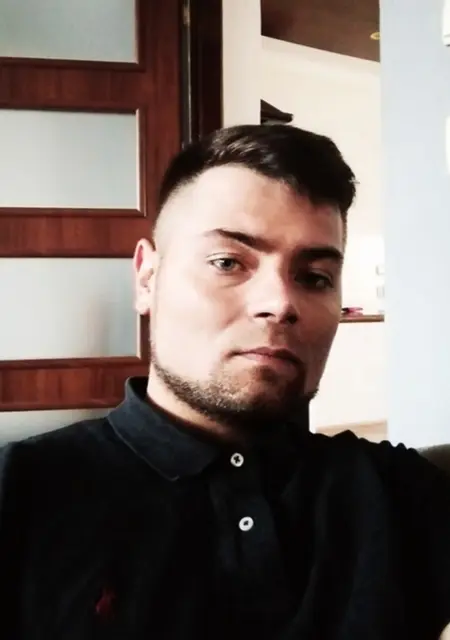 Я Олег, 35 років з Черкас, шукаю знайомство для спілкування