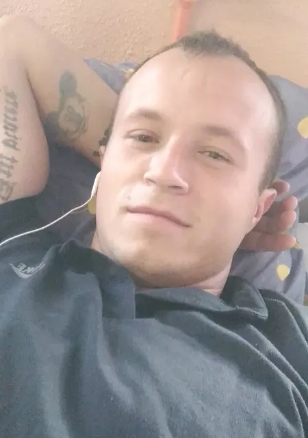 Dimka из Бобруйска, ищу на сайте знакомства на одну ночь