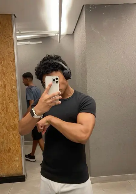 Ray из Санто-доминго Эста, мне 23, познакомлюсь для вирта