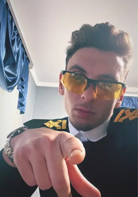 Юрий з Одеси, шукаю на сайті приємне проведення часу