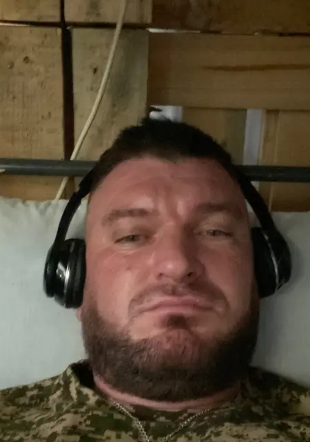 Я Игорь, 41, знакомлюсь без обязательств в Славянске