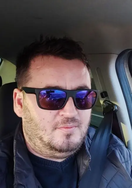 George из Бухареста, мне 35, познакомлюсь