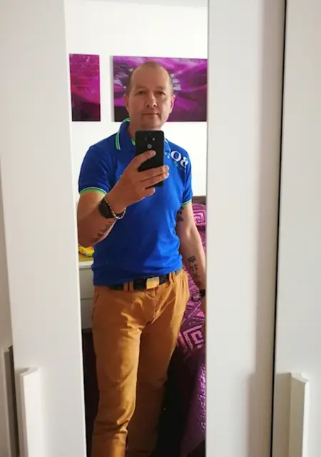 Viktor из Нойштадт-ам-Рюбенберге, ищу на сайте знакомства на одну ночь