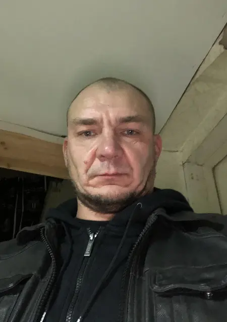 Игорь з Чернігова, мені 50 років, познайомлюсь без зобов'язань