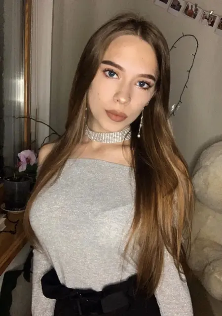 Катя из Солигорска, мне 24, познакомлюсь для общения