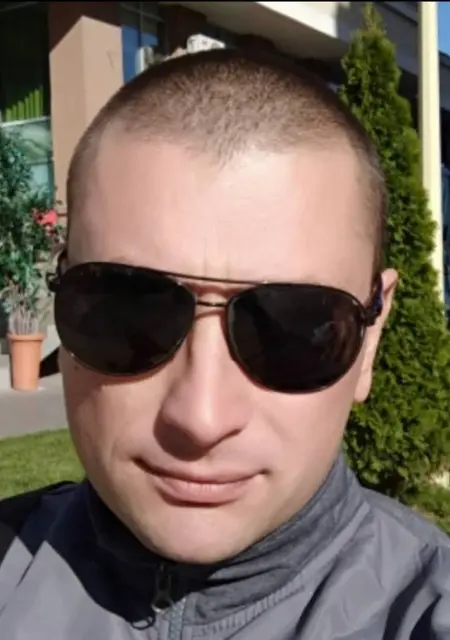 Вадим из Виноградова, мне 38, познакомлюсь для приятного времяпровождения