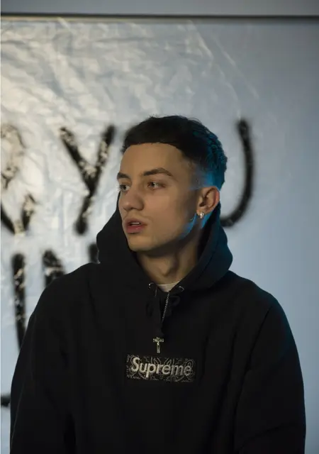 Я Максим, 23, знакомлюсь без обязательств в Чернигове