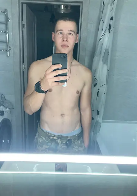 Я Макс, 25, знакомлюсь без обязательств в Кременчуге