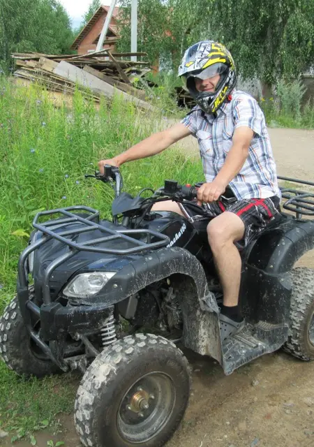 Я Алексей, 43, из Волковыска, ищу знакомства без обязательств