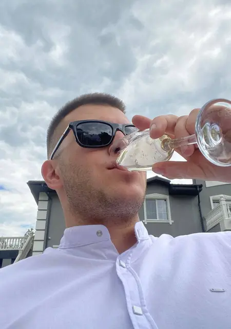 Я Дмитрий, 28, знакомлюсь для общения в Барановичах