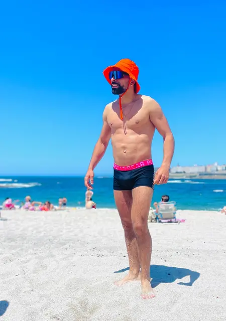 Soy Wili, 29 años de Ferrol, busco conocer gente para lío de una noche