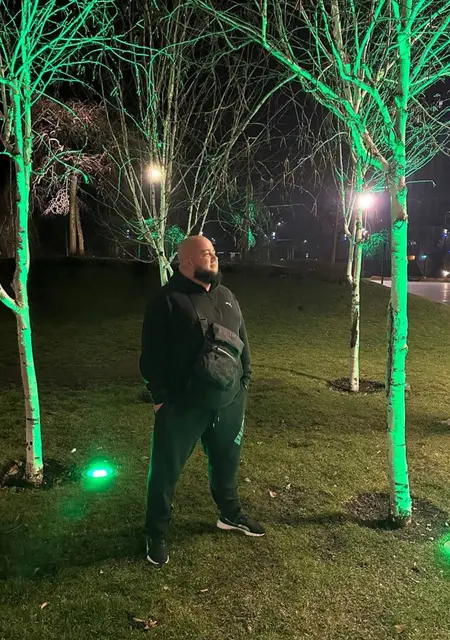 Александр из Каменского, ищу на сайте знакомства на одну ночь