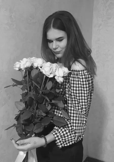 Вика из Львова, мне 25, познакомлюсь на одну ночь