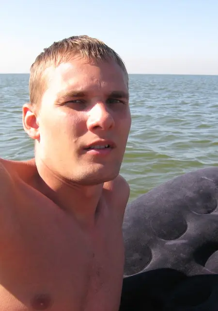 Lyoha из Краматорска, мне 38, познакомлюсь без обязательств