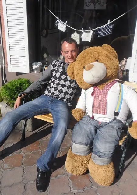 Александр из Ровно, ищу на сайте знакомства на одну ночь