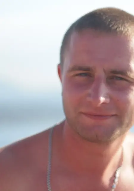 Я Максим, 36, из Александрии, ищу знакомства без обязательств