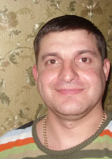 Я Vova, 49, знакомлюсь на одну ночь в Кишинёве