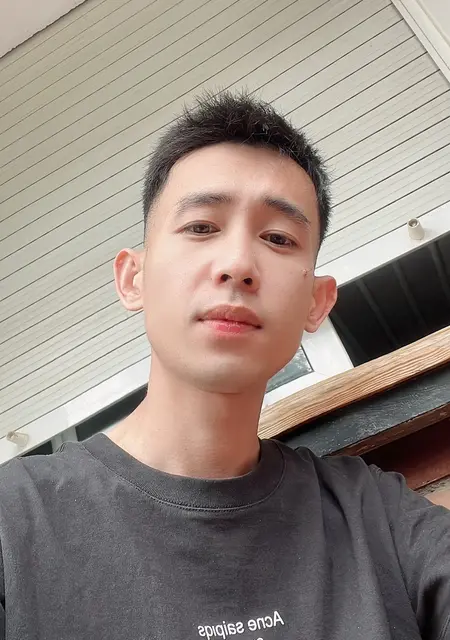 Soy Thanh Quyt, 33 años, conociéndome para lío de una noche en Canals