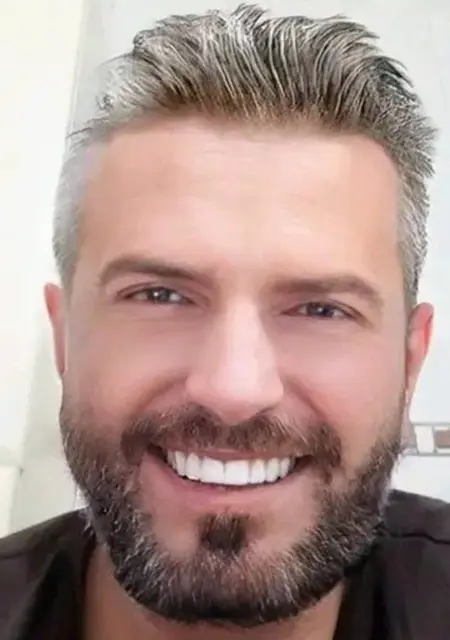 Я Влад, 45 років з Новопскова, шукаю знайомства без зобов'язань