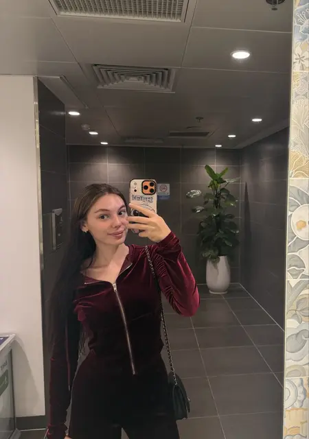 Yana из Дананга, ищу на сайте приятное времяпровождение