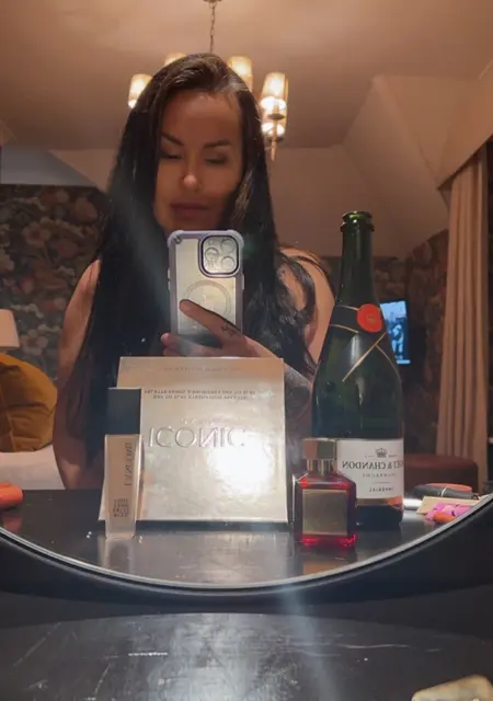 Я Roxy, 39, знакомлюсь без обязательств в Бристоле