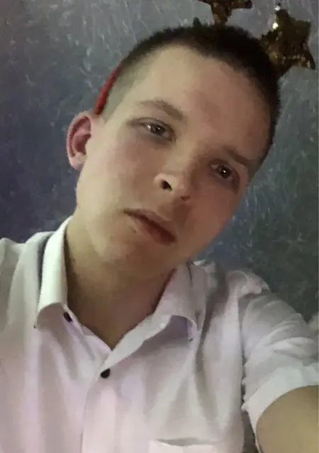 Я Ronin, 21, из Вашингтона, ищу знакомства без обязательств