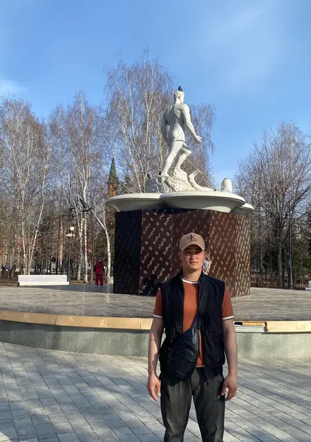 Зухретдин из Лондона, ищу на сайте знакомства на одну ночь