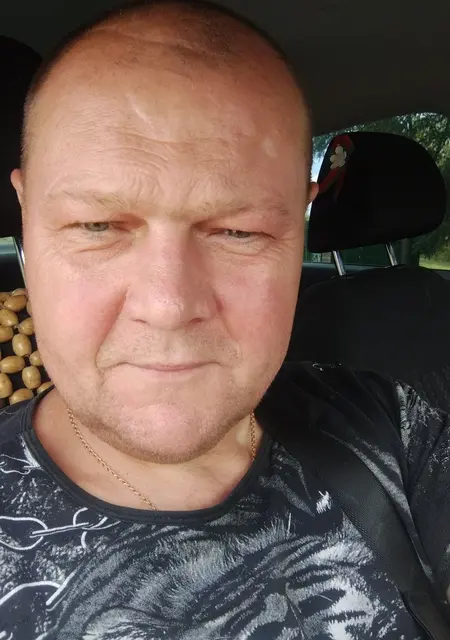 Андрей из Могилёва, мне 50, познакомлюсь для совместных путешествий