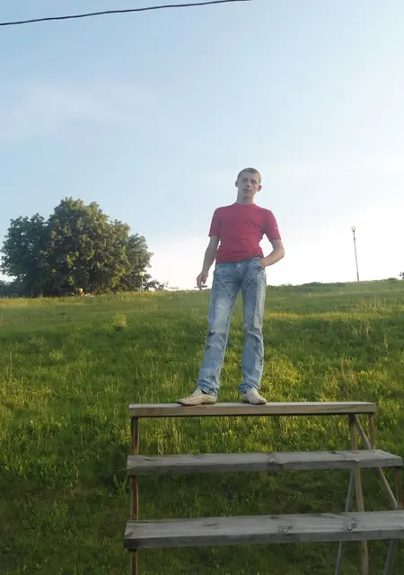 Андрей из Речицы, мне 31, познакомлюсь для дружбы