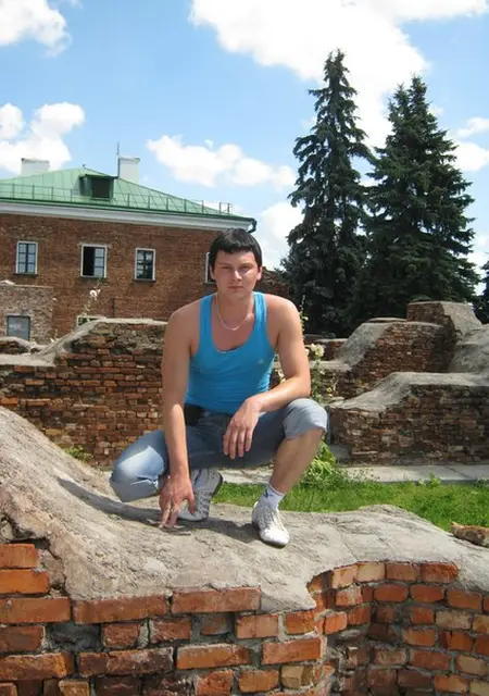 Игорь из Жлобина, мне 35, познакомлюсь для общения