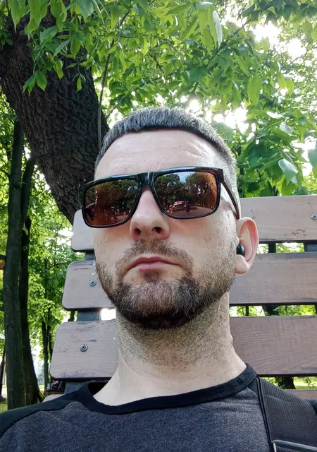 Андрей з Чернівців, мені 33 років, познайомлюсь для приємного проведення часу