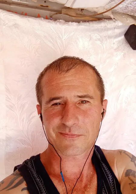 Я Иван, 41, из Алматы, ищу знакомство для дружбы