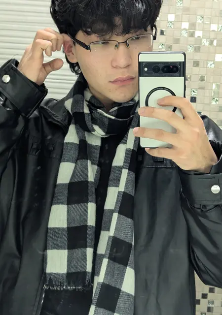 Я Dirol, 19, знакомлюсь без обязательств в Бишкеке