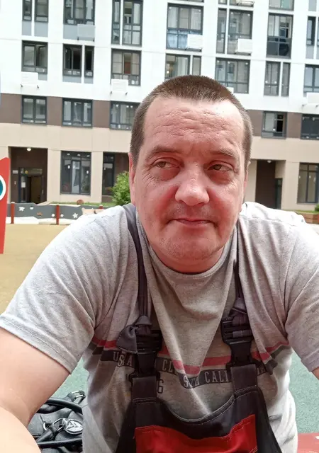 Я Игорь, 47, знакомлюсь для постоянных отношений в Амстердаме