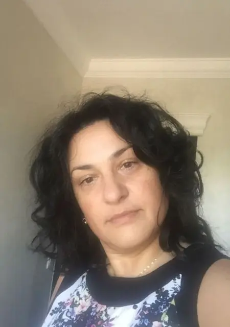 Я Armine, 21, из Бухареста, ищу знакомство